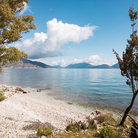 Meliti Waterfront Suites Karavomylos Exteriér fotografie