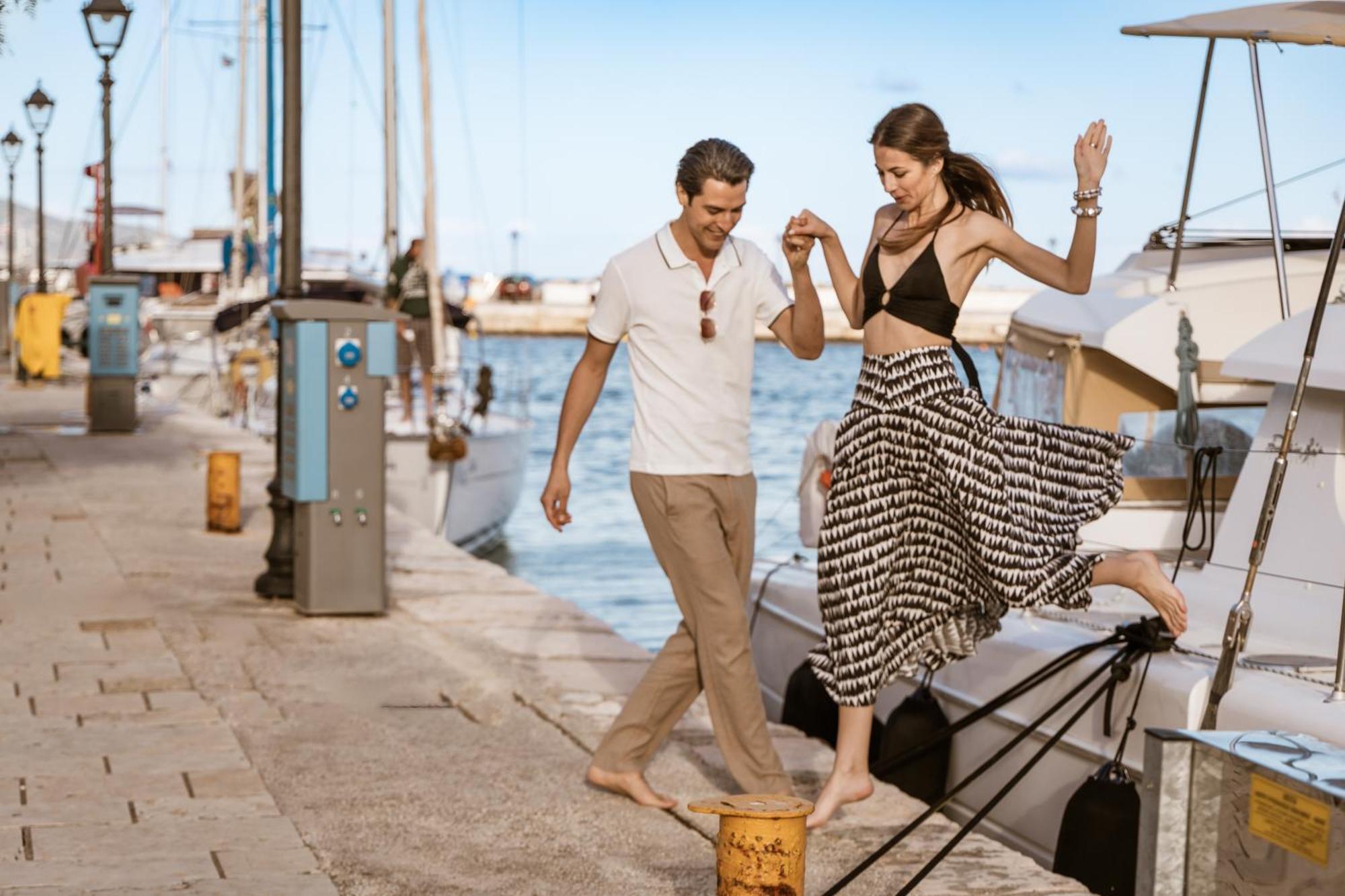 Meliti Waterfront Suites Karavomylos Exteriér fotografie